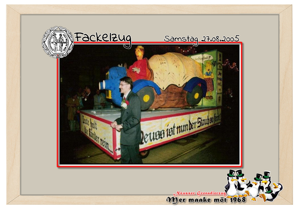 Fackel 2005: Leute holt die Kinder rein ...in Neuss ist nun der Staub so fein!